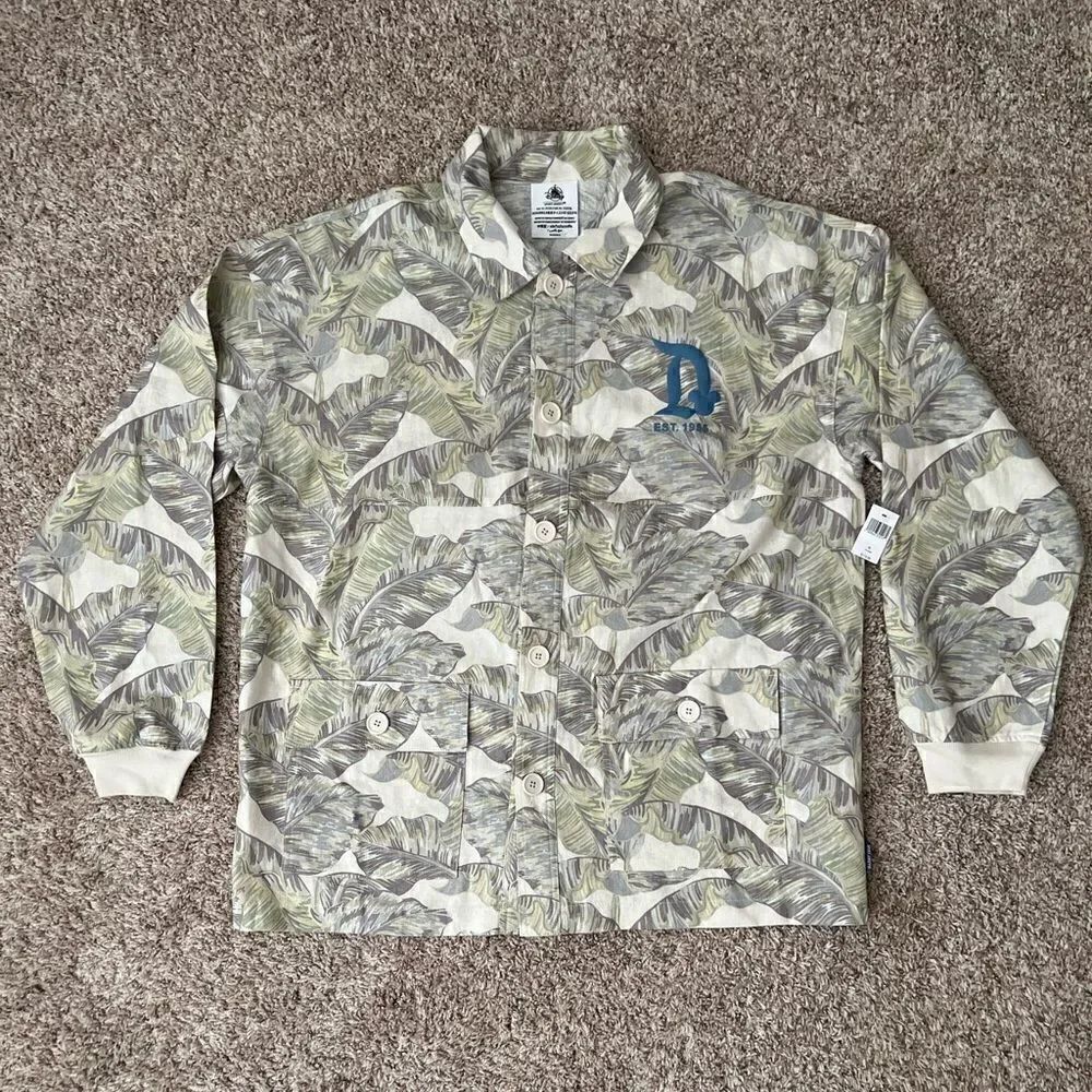 Disneyland Resort Spirit Jersey Tropical Leaf Adventure Button Up